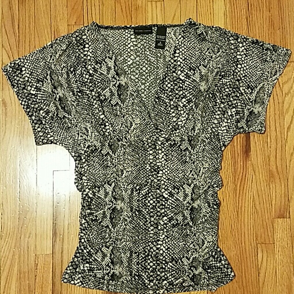 New York & Company Tops - 5/$25 New York & Company V-Neck Blouse
